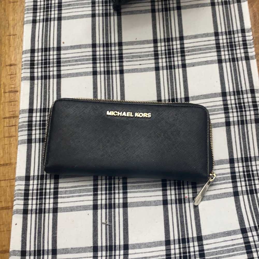 Used Black Michael Kors Wallet